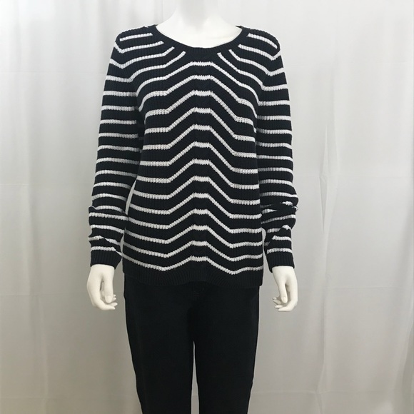 Liz Claiborne Sweaters - Liz Claiborne Sweater